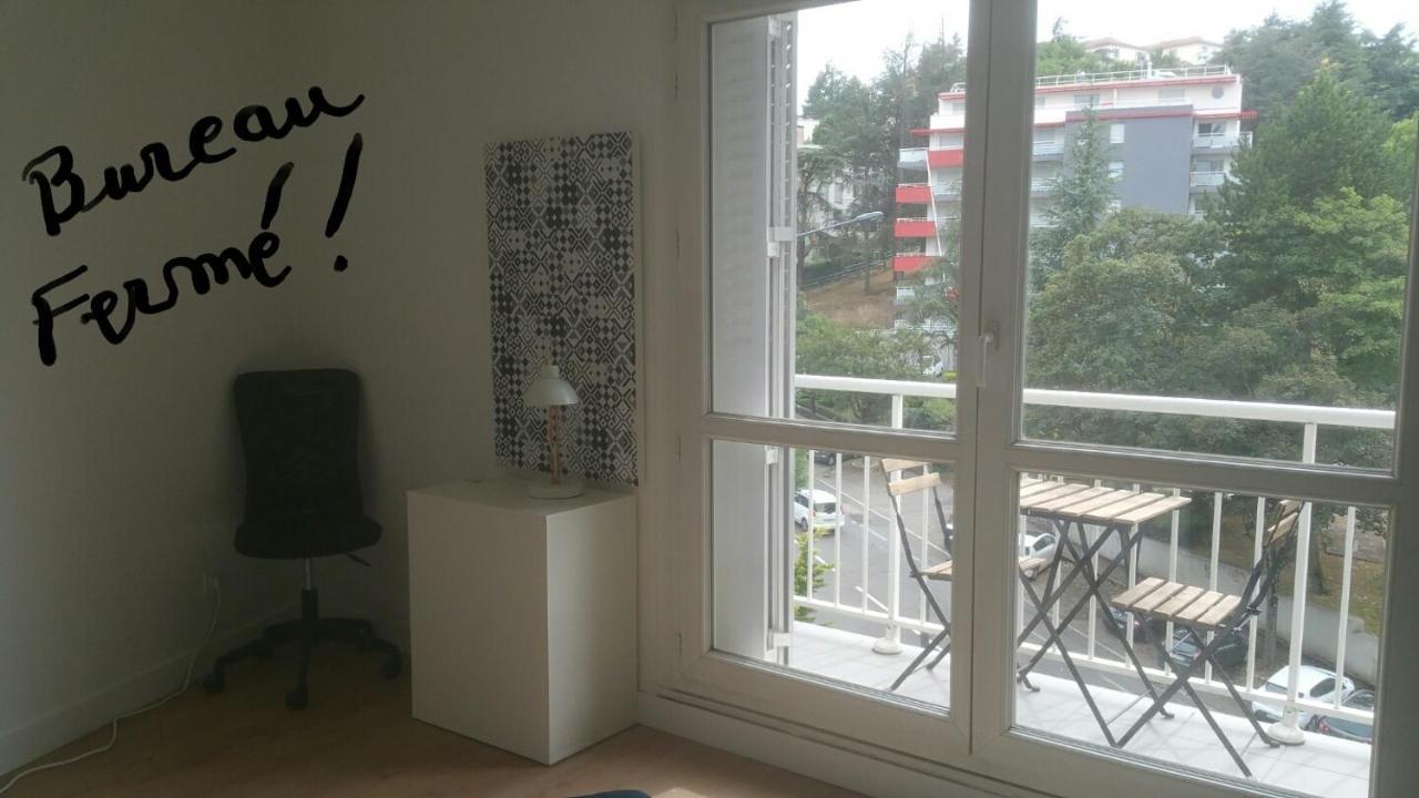 Rond Point Studio Cosy Et Central Avec Balcon Saint-Etienne  Buitenkant foto
